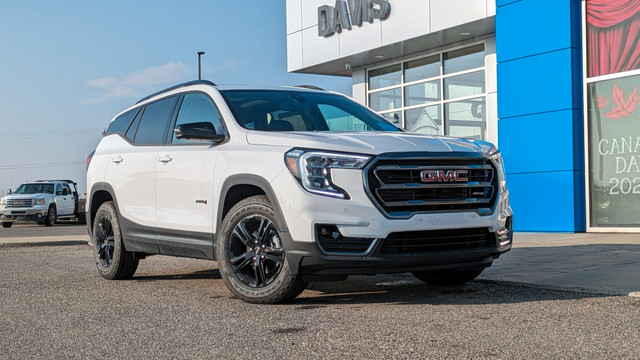 2023 GMC Terrain AT4 AT4 OFFROAD | SUNROOF | REMOTE START in Cars & Trucks in Lethbridge