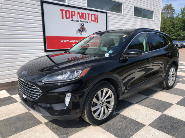 2022 Ford Escape Titanium Hybrid - Sunroof, Heated Seats, Carpla in Cars & Trucks in Annapolis Valley - Image 2