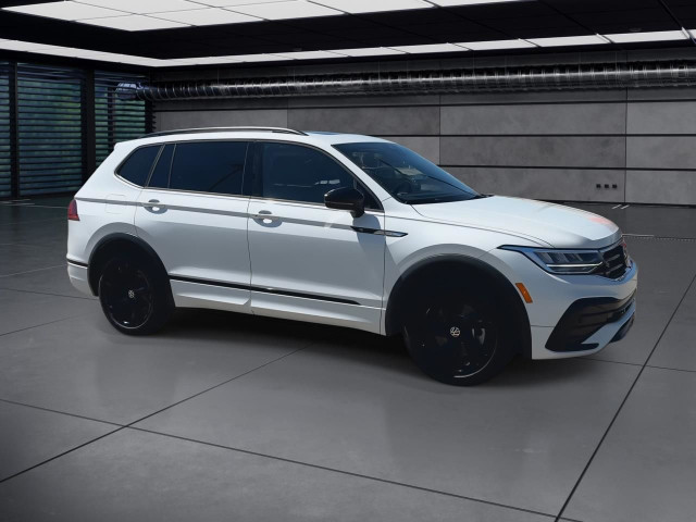 2023 Volkswagen Tiguan Comfortline R-Line Black l One Owner l Cl in Cars & Trucks in Calgary - Image 2