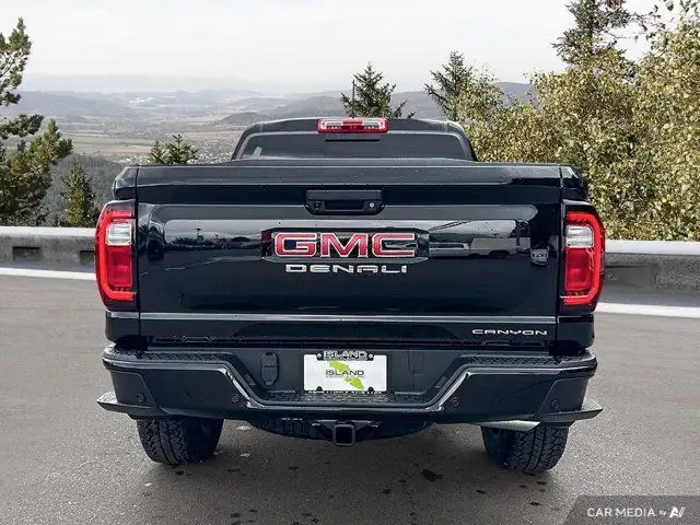 2025 GMC Canyon Denali in Cars & Trucks in Cowichan Valley / Duncan - Image 6