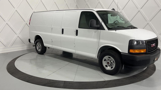 2022 GMC Savana Van 2500 EXTENDED| 4.3L V6| 13KM in Cars & Trucks in Markham / York Region - Image 2