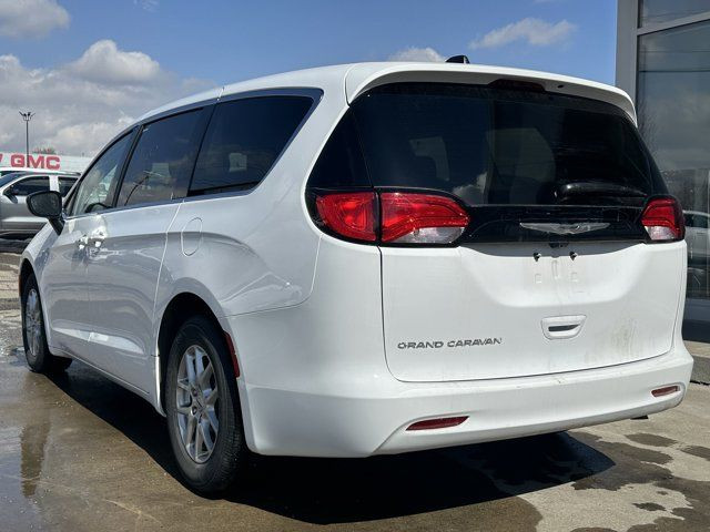 2024 Chrysler Grand Caravan SXT | HEATED SEATS | STOW N GO in Cars & Trucks in Calgary - Image 3