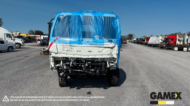 2021 MITSUBISHI FUSO CAB ET CHASSIS ACCIDENTE in Heavy Trucks in Longueuil / South Shore - Image 4