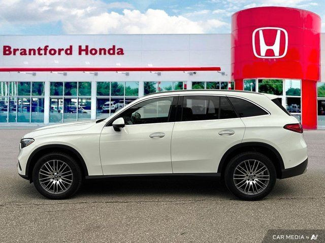 2024 Mercedes-Benz GLC GLC 300 in Cars & Trucks in Brantford - Image 2