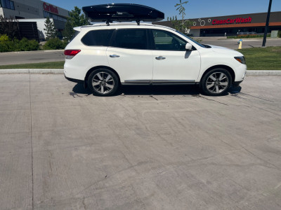 2013 Nissan Pathfinder Platinum