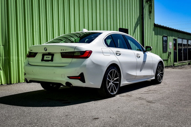 2022 BMW 3 Series 330i xDrive - Sunroof - Heated Seats in Cars & Trucks in Ottawa - Image 3