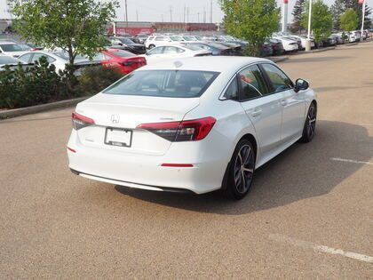 2022 Honda Civic Sedan Touring. Remote Start. Heated Steering. S in Cars & Trucks in Edmonton - Image 2