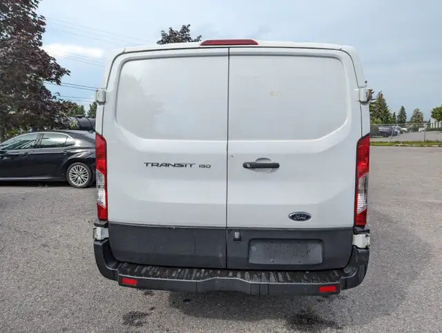 2019 Ford Transit-150 dans Autos et camions dans Ottawa - Image 10