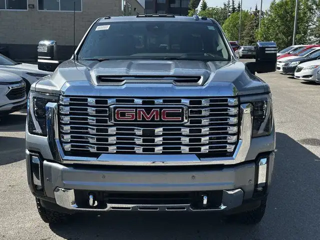 2025 GMC Sierra 3500HD Denali in Cars & Trucks in Calgary - Image 3