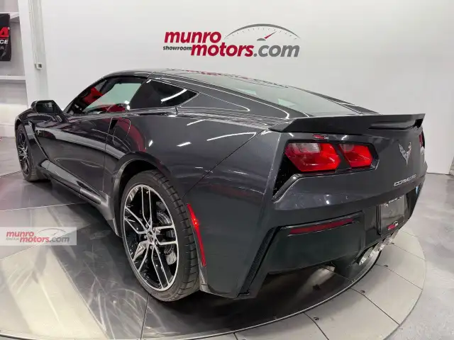 2017 Chevrolet Corvette in Cars & Trucks in Brantford - Image 10