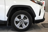 Ce modèle vient équipé avec les éléments suivants; AWD * Toit ouvrant * Mags * Caméra de recul * Air... (image 5)