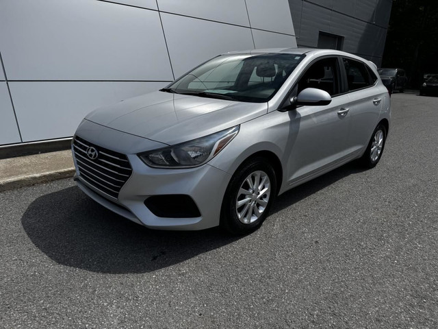 Hyundai Accent Preferred Manuel Caméra Recul Sièges Chauffant 20 in Cars & Trucks in Trois-Rivières