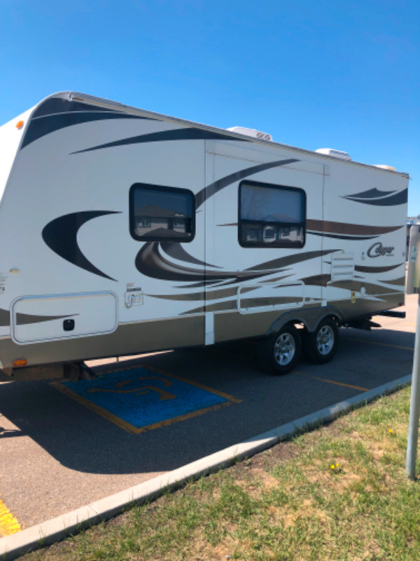 2012 KEYSTONE COUGAR 21RBSWE 21 Ft (FINANCING AVAILABLE) in Travel Trailers & Campers in Strathcona County - Image 3