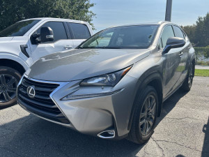 2017 Lexus NX 200t AWD TOUT EQUIPÉ INT DE CUIR TOIT OUVRANT MAGS 18