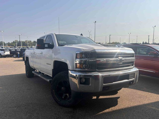 2018 Chevrolet Silverado 2500HD LT in Cars & Trucks in Edmonton - Image 3