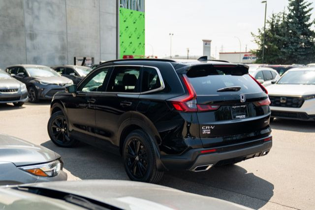 2025 Honda CR-V Hybrid Touring in Cars & Trucks in Edmonton - Image 3
