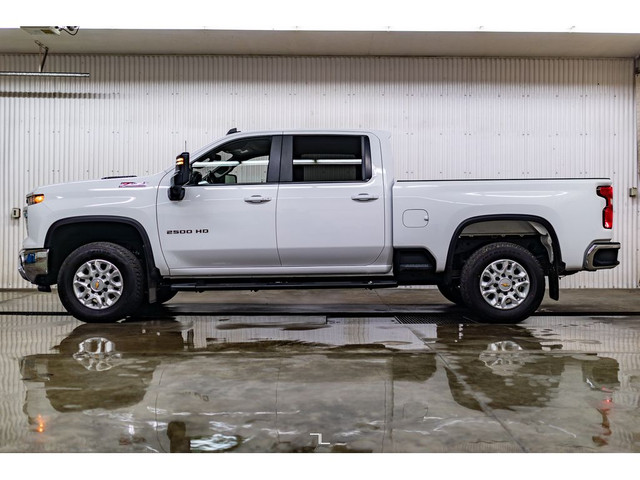 2024 Chevrolet SILVERADO 2500HD 4x4 Crew Cab LT Z71 Diesel Nav B in Cars & Trucks in Grande Prairie - Image 2