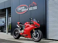  2015 Ducati 1299 Panigale S Red