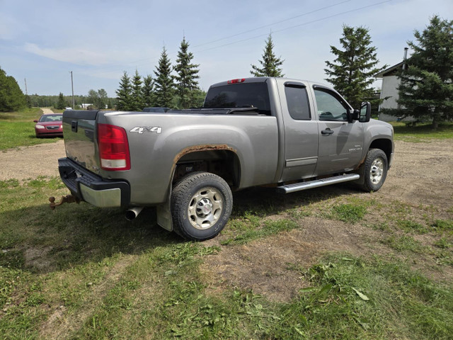 2008 GMC 2500 HD in Cars & Trucks in Edmonton - Image 4