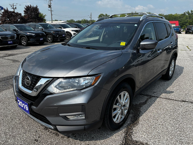 2019 Nissan Rogue S | Backup Camera | Heated Seats | Cruise Cont in Cars & Trucks in Windsor Region