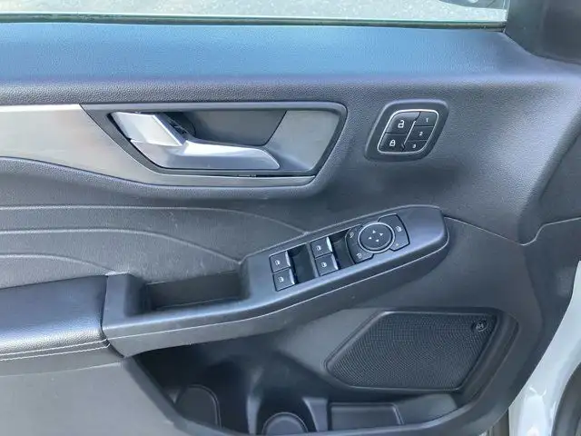 2021 Ford Escape Titanium in Cars & Trucks in Hamilton - Image 13