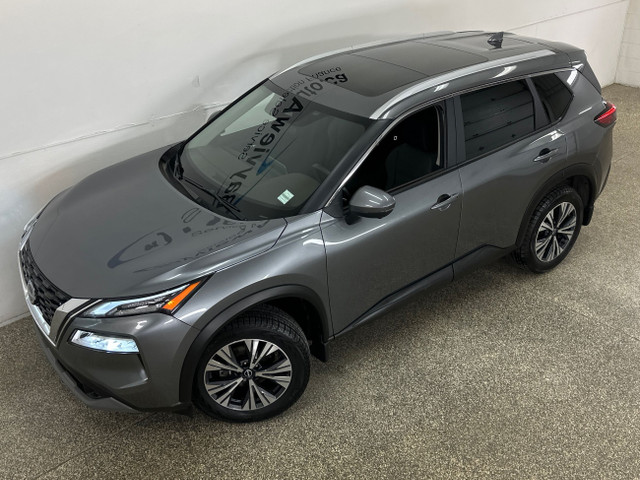 2023 Nissan Rogue SV Moonroof SV/AWD/PANO/9000KM/OFF 1 OWNER... in Cars & Trucks in Belleville - Image 2