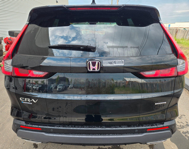 2026 Honda CR-V HYBRID TOURING **HEATED LEATHER TRIMMED SEATS... in Cars & Trucks in Grande Prairie - Image 4