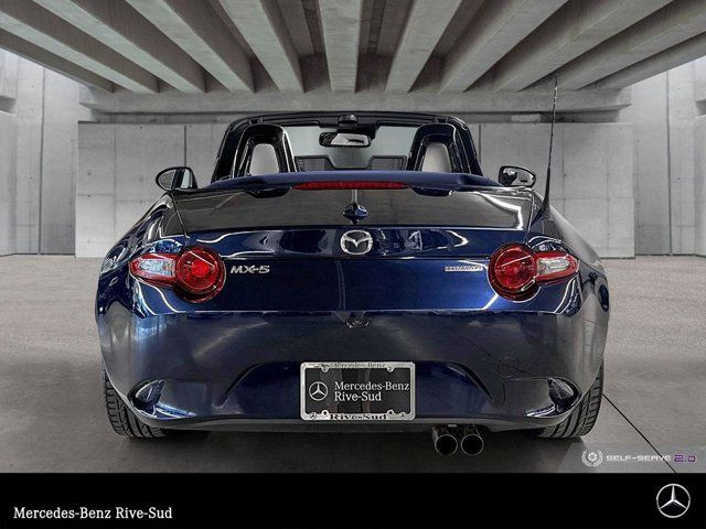 2022 Mazda MX-5 GT 6sp Dark Blue Roof in Cars & Trucks in Longueuil / South Shore - Image 4