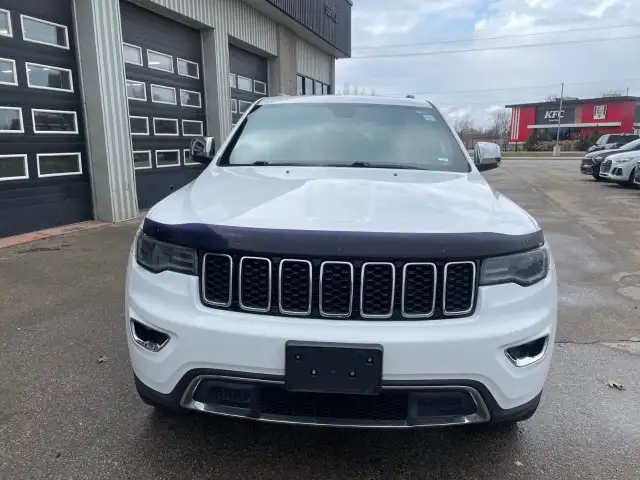 2018 Jeep Grand Cherokee in Cars & Trucks in Ottawa - Image 4