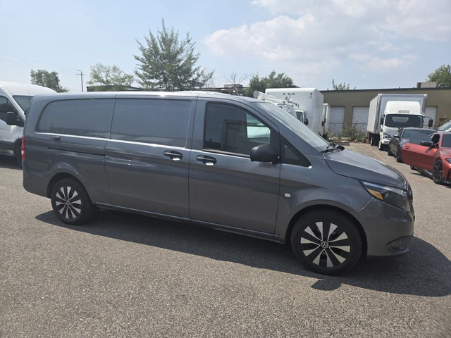2021 Mercedes-Benz Metris Cargo Van Metris - DELUXE Package - 13 in Cars & Trucks in City of Toronto - Image 4
