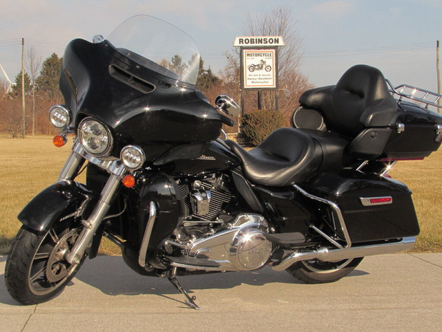  2021 Harley-Davidson FLHTK Electra Glide Ultra Limited 114ci Mo in Touring in Leamington - Image 3