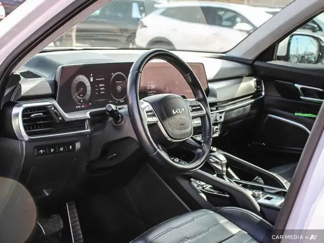 2024 Kia Telluride SX Limited | Cpo | Captain Chairs | Nappa dans Autos et camions dans Hamilton - Image 17