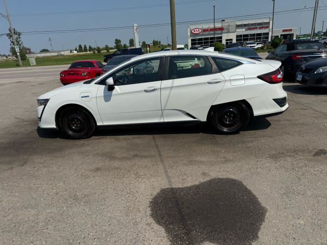 2020 Honda Clarity PLUGIN HYBRID, ONLY 109KMS, GREAT ON FUEL, CE in Cars & Trucks in London - Image 2