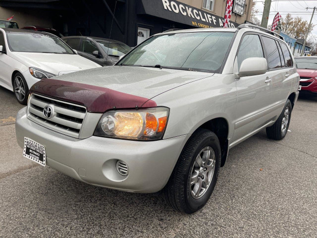2005 Toyota Highlander in Cars & Trucks in City of Toronto