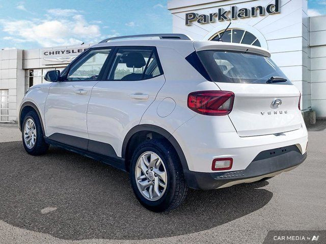 2023 Hyundai Venue Preferred Nav Capable Heated Seats in Cars & Trucks in St. Albert - Image 3