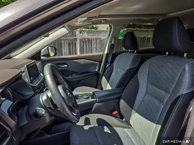 2023 Nissan Rogue SV Moonroof in Cars & Trucks in Moncton - Image 16
