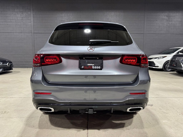 2022 Mercedes-Benz GLC GLC300 4MATIC PREMIUM NIGHT RED INT CLEAN in Cars & Trucks in Mississauga / Peel Region - Image 4