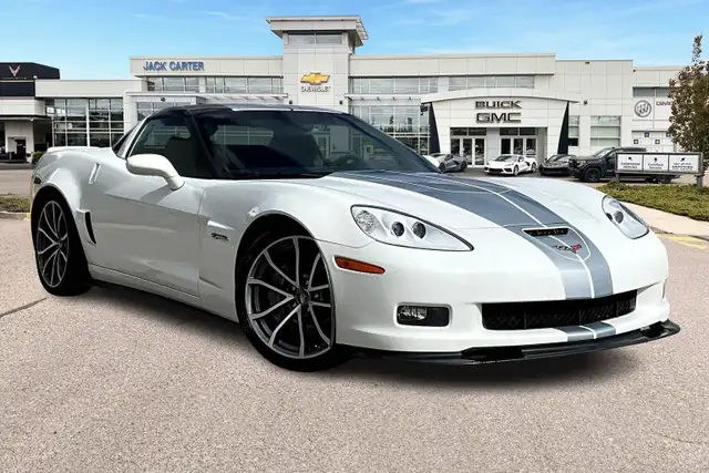 2013 Chevrolet Corvette Z06 Fixed Roof Z06, 7.0L SFI V8 ENGIN... dans Autos et camions dans Calgary - Image 13