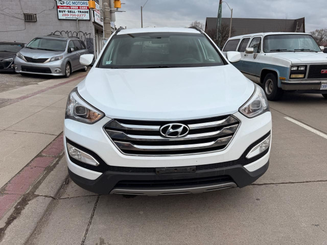2014 Hyundai Santa Fe Sport FWD 4dr 2.4L in Cars & Trucks in Hamilton