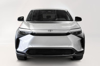 Ce modèle vient équipé avec les éléments suivants; Mags * Caméra de recul * Bluetooth * Carplay et A... (image 4)