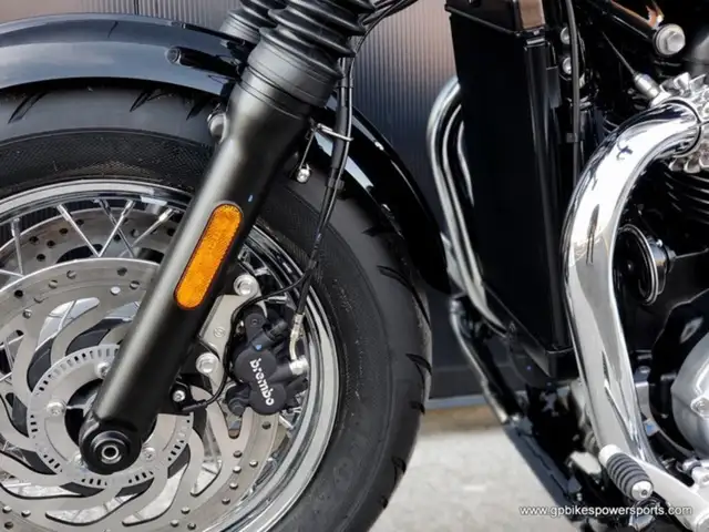 2024 Triumph Bonneville Speedmaster Pacific BlueSilver Ice in Street, Cruisers & Choppers in Oshawa / Durham Region - Image 19