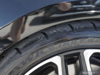 N LIGHT SPORT BUCKET SEATS Engine: Intercooled Turbo Premium Unleaded I-4 2.0 L/122 L/100Km City: 12... (image 9)