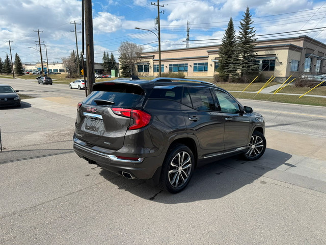2019 GMC Terrain Denali 2.0L AWD in Cars & Trucks in Calgary - Image 3