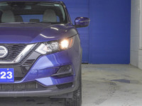 - Heated Seats - Rear View Camera - Sirius XM - Cruise Control - Bluetooth - AWD Engine: Regular Unl... (image 5)