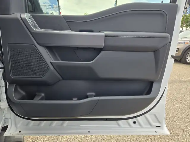 2025 Ford F-150 XLT | BLACK APP PKG | MOBILE OFF PKG | FX4 PKG in Cars & Trucks in Calgary - Image 25