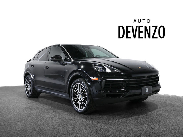 2023 Porsche Cayenne Platinum Edition E-Hybrid Coupe AWD in Cars & Trucks in Laval / North Shore