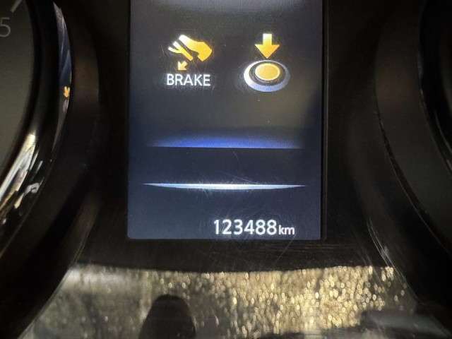 2017 Nissan Rogue SV AWD Auto AC Cam Toit in Cars & Trucks in Gatineau - Image 2