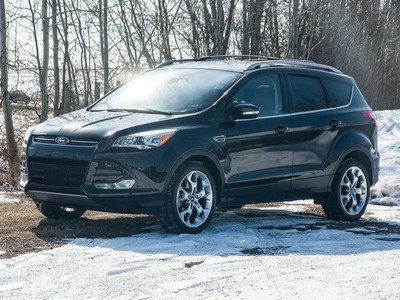 2015 Ford Escape Titanium ALL WHEEL DRIVE LOW KM ONE OWNER