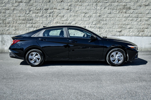 2024 Hyundai Elantra Essential IVT • LOW MILEAGE • HEATED SEATS in Cars & Trucks in Cornwall - Image 2