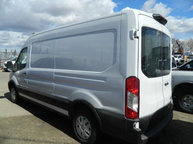 2021 Ford TRANSIT Cargo van / only 96 280 kms in Cars & Trucks in Edmonton - Image 4